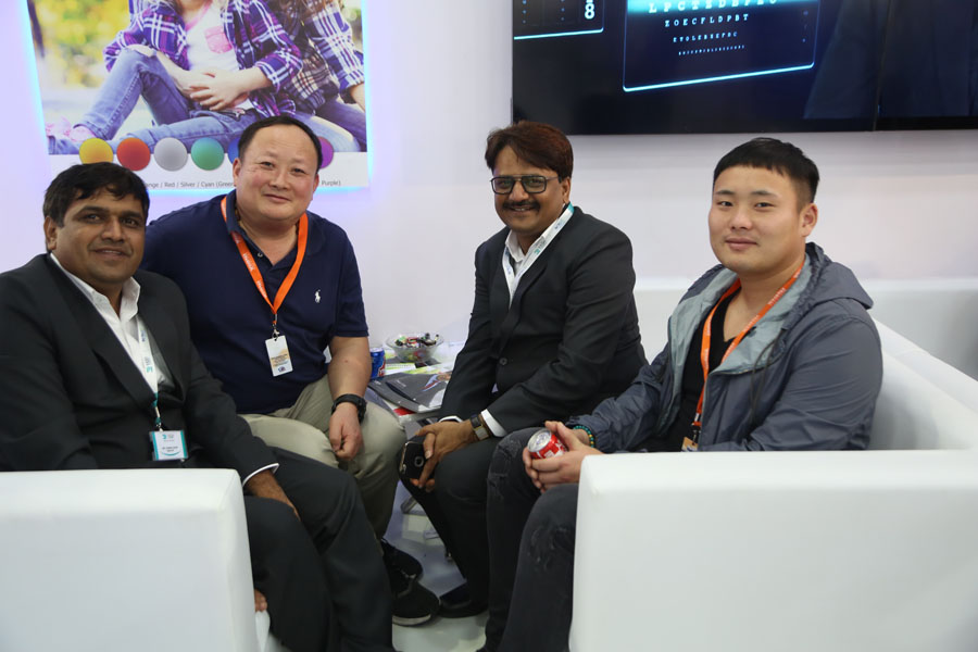 Yash Lenses Manufacturer of Digital Freeform Progressive Lens